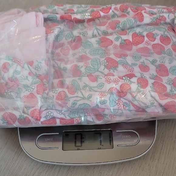 Juicy Couture Pink Strawberry Print Hoodie and Shorts Size 3T Kids Girls Toddler - Picture 14 of 15